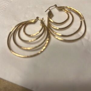 14 K earrings is good condition